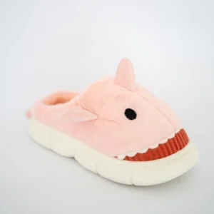 Pantufla baby Shark color rosa