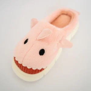 Pantufla baby Shark color rosa