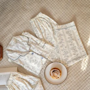 Pijama 3 piezas flores