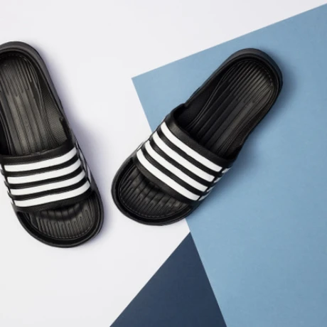 Sandalia Franjas Negro con Blanco